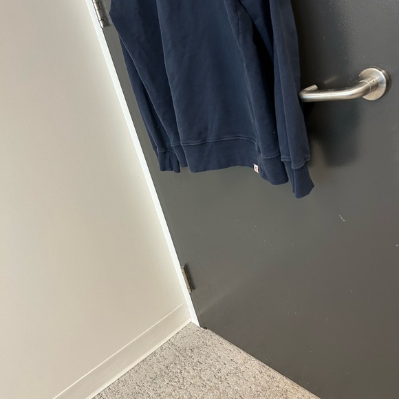 Revolution XL GUC some fading/stains Blue Crewneck Sweater Classic Knit Design - Picture 11 of 16